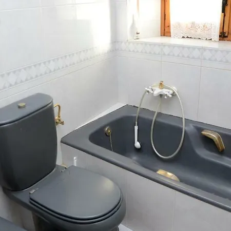 Alcarrena Holiday home *